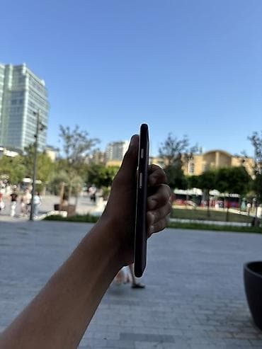 iphone 7 plus ekran: IPhone 7 Plus, Barmaq izi — 3