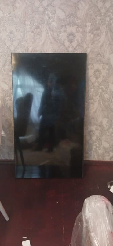 kohne televizor alqi satqisi: Məhsul: LED televizor (paneli zədələnmiş) sasmsung 55 inc darag deyib — 2