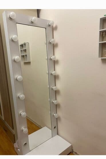 Işıqlı güzgü satilir uzunluğu 180sm eni 60 sm ünvanın Binəqədi Rayon