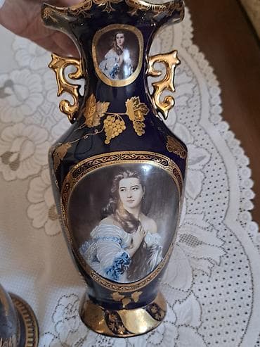 bagema guldan: Vaza dəsti, Farfor — 2