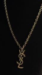 oğlan sepləri: Qadın bəzək dəstləri və aksesuarları 1) Qızıl rəngli zəncir üzərində — 18