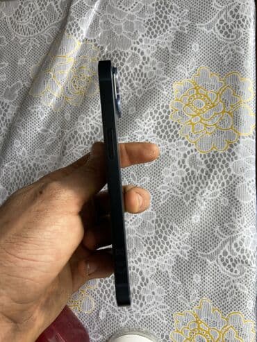 ikinci el iphone 8: IPhone 13, Midnight, Qırıq — 5