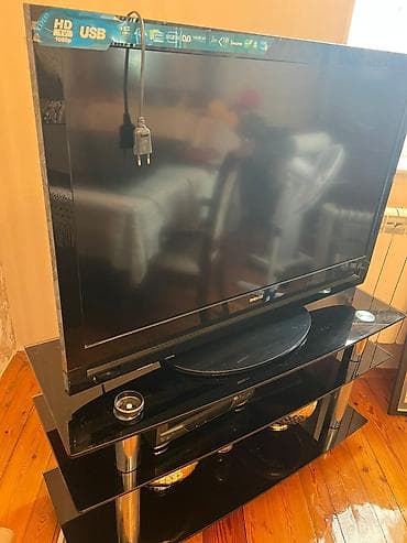 x2 nokia: Beko Full HD LCD televizor + şüşə TV stendi - Ekran: Full HD 1080p - — 2