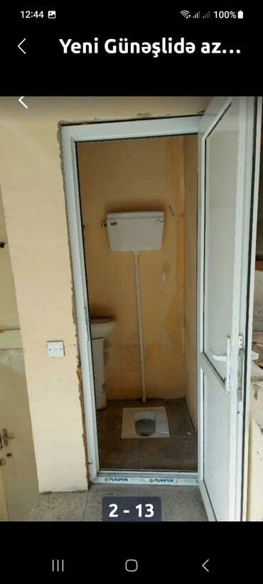 ayaqyolu: 4 otaq bir zaldı.Ayaqyolusu və çöldə 6 kvadrat yeri var.Hazırda dərzi — 12