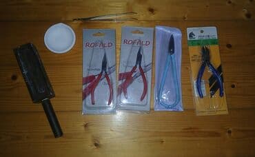 Zərgərlik əşyaları işlənməyib,təzədi. Hamısı birlikdə 90 m çatdırılma