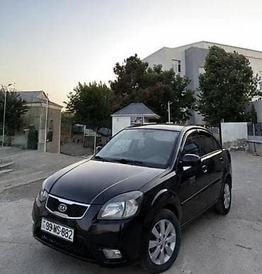 Nəqliyyat: Kia Rio: 1.4 l | 2011 il Sedan — 3