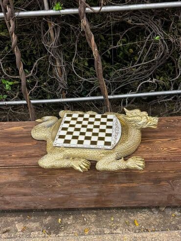 Nərdlər: Şahmatlar Hazir əldə var.çeşid çoxdu. Çatdırılma 1_2 saata edilir. Qoz — 4