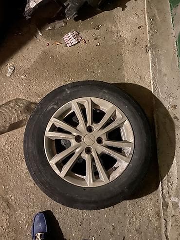 disk teker 4 bolt: Avtomobil diski və təkər - Yüngül lehimli orijinal disk, çoxşaxəli — 1