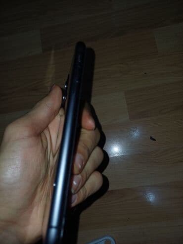 Lincoln: IPhone 11, 128 ГБ, Черный, Face ID — 7