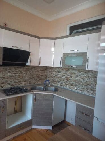 sumqayitda 17 mkr kiraye evler: Nizami rayonu,Qara Qarayevdə,214 saylı orta məktəbin — 9