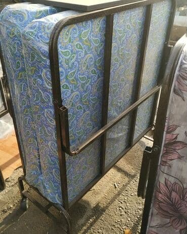 açılıb yığılan stollar: Raskladuşkalar — 6