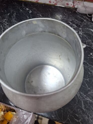 Şirəsıxanlar: Alüminium süd bidonu - Material: qalın divarlı alüminium - Həcm — 1