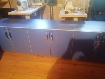 Ev üçün dekor: Ofis mebeli dəsti – mavi rəngli, laminat örtüklü. Dəst tərkibi: - 2 — 2