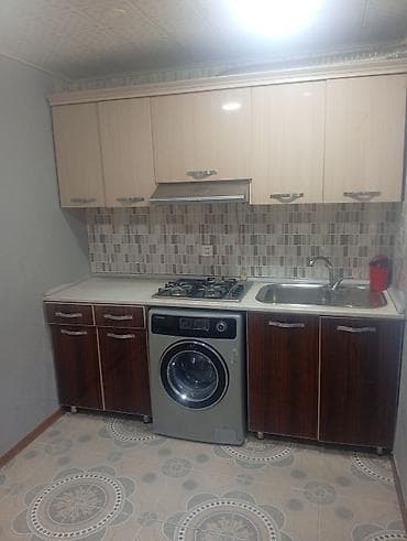 kohne evler: Qaracuxur qesebesi,Zeynal Zeynalov kucesi,66 nomreli marşurutun — 4