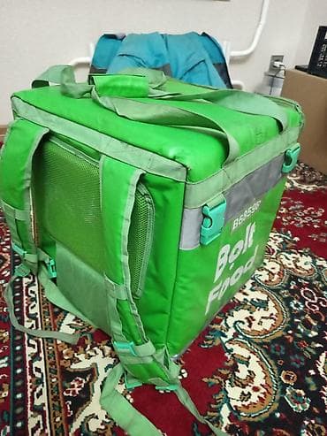 Аренда оборудования: Bolt Food termo çatdırılma çantası - Rəng: parlaq yaşıl, Bolt Food — 2