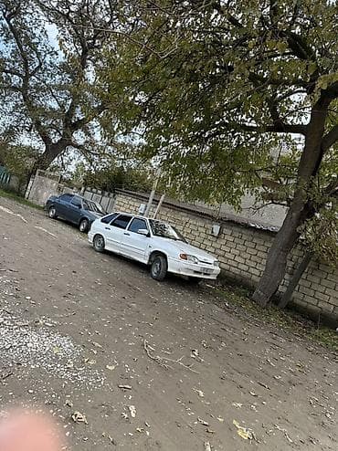 qalofqa vaz: Avtomobil: Lada Samara (VAZ 2114) hatchback, ağ rəng Kuzov: 5 qapılı — 10