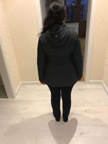 gödəkçələr: L — 2