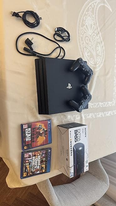 🎮 Satılır: PS4 Pro 1TB + Sony SRS-XB31 Extra Bass Kolonka — 2