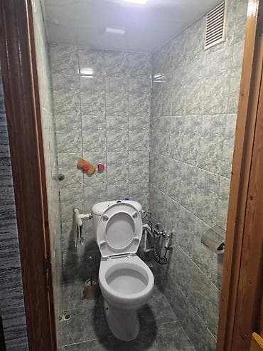 mida satis: Bakı, 8-ci mikrorayon, 3 otaqlı, Köhnə tikili, m. Gənclik, 80 kv. m — 10
