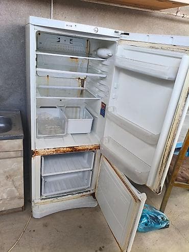 İşlənmiş 2 qapılı Indesit Soyuducu Satılır, rəng - Ağ — 2