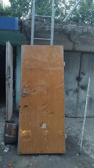 seyfi qapi: Metal qapı - Material: möhkəm metal gövdə - Rəng/örtük: bir üzü boz — 2