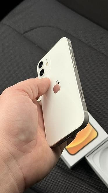 iphone 11 sadə: IPhone 12, Ağ, Face ID — 4