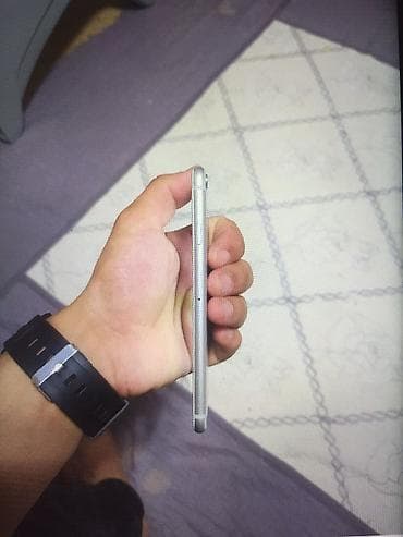 processor core i7: IPhone 6, Gümüşü — 5