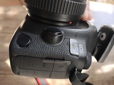 Canon EOS 5D Mark IV + Canon EF 24-70mm L seriyası obyektiv dəsti+ 128