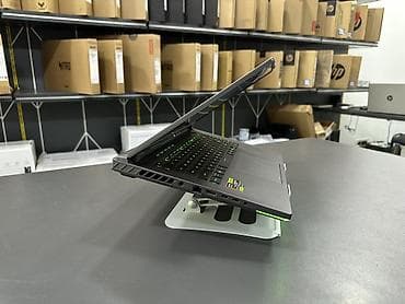 ana plata ddr4: İşlənmiş ASUS ROG, 16 ", AMD Ryzen 9, 1 TB — 4