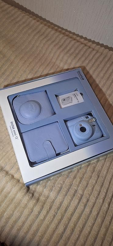 flaş: Fujifilm Instax mini 12 “Pastel Blue” instant kamera seti — 4