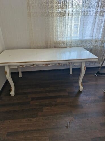 plasmas stol: Qonaq masası — 1