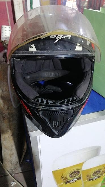 Vega tam üzlü motosiklet dəbilqəsi - Marka/model: Vega, full-face tip