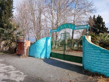 şamaxıda satılan evlər lalafo az: Satılır Resoran bağ ilə birlikdə Restoranın 1 ədəd böyük zalı mətbəxi — 4