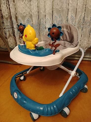 MilUşaq gəzdirəni (baby walker) - Rəng: mavi-ağ korpus, boz oturacaq
