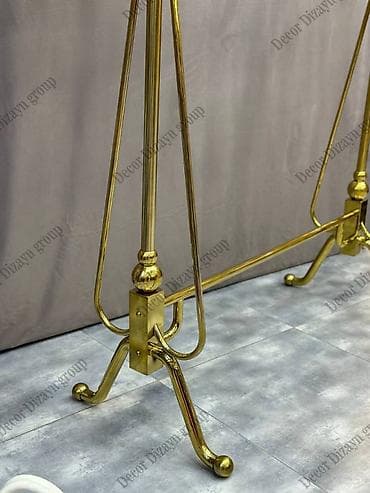 taxta asilqan: Jd-429 qizili 
120x50x149sm 380 azn — 3