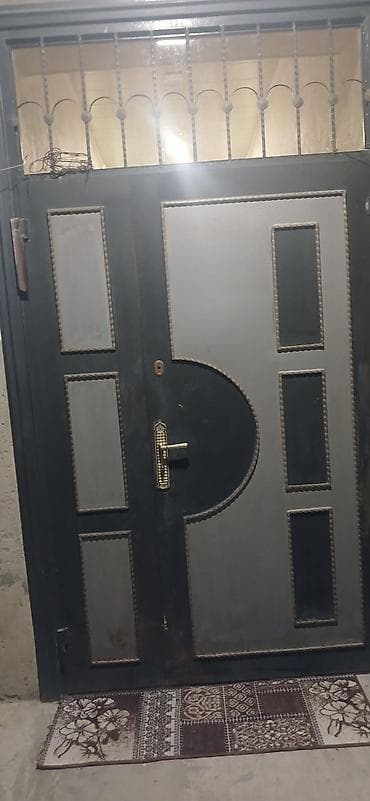 Qapılar və aksessuarlar: Metal giriş qapısı - Material: qalın metal konstruksiya, iki rəngli — 1