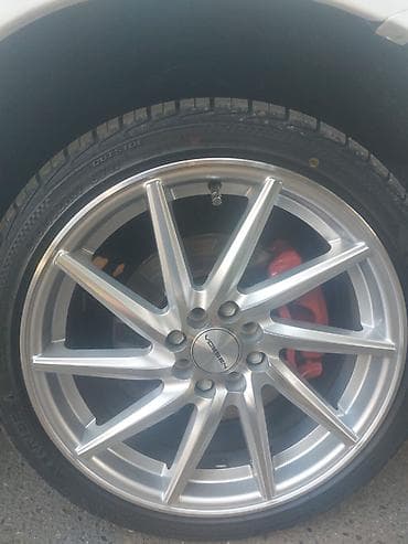 Satılır: Yay mövsümü üçün avtomobil şini Ölçü: 215/40 ZR17 87W Tip — 8