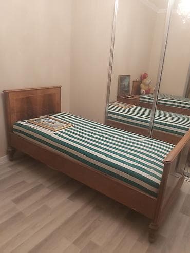 bedroom: Qədimi Mebel dəsti. 2 çarpayı, 1 dolab, 1 termo+pufik, 2 ədəd tumba — 6