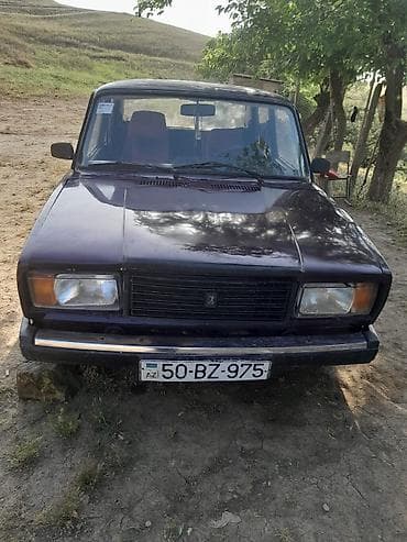 vaz 21 015: VAZ 2107 sedan - Korpus: 4 qapılı, tünd bənövşəyi rəng - Mühərrik — 4