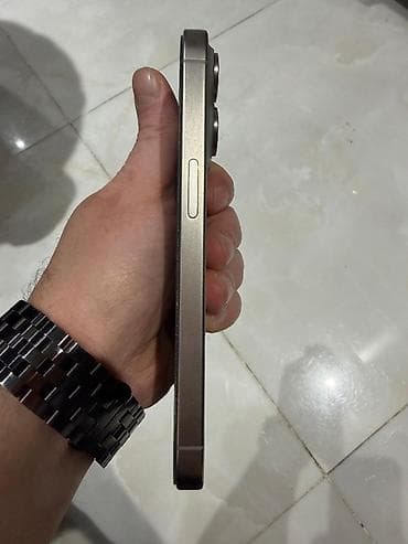 lalafo iphone 13: IPhone 15 Pro, 256 GB, Natural Titanium, Simsiz şarj, Face ID, Sənədlərlə — 6