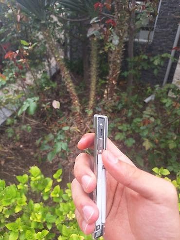 telefonl: Vertu rəng - Ağ, Düyməli — 3