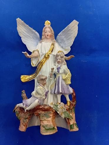 8 mart hediyye: Dekorativ kolleksiya dəsti 1) Relyefli divar boşqabı – dairəvi — 9