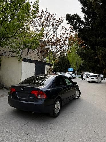 at arabası satılık: Honda Civic: 1.3 l | 2007 il Sedan — 3