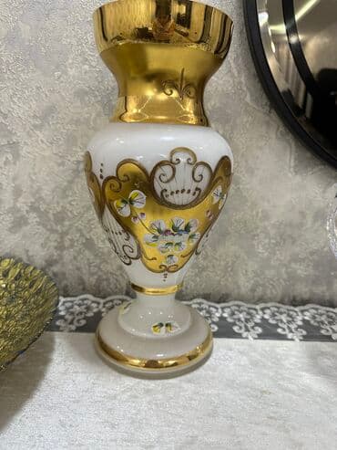 emulsiya qiymətləri: Bir vaza, Bogem şüşəsi — 1