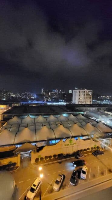 снять квартиру азербайджан: 28 may metrosuna yaxin yaşil bazarina yaxin 15 mertebeli binanın 7-ci — 14