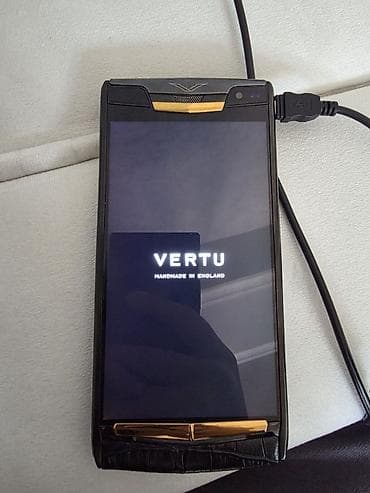 Vertu 64 GB, rəng - Qara, Sensor