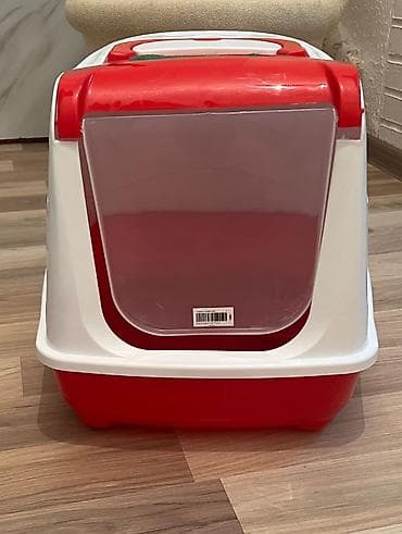 tap az at satisi: Qapalı pişik tualeti/kum qabı lapatkasi var - Rəng: qırmızı-ağ - — 1