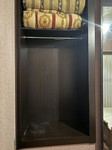 teze dolablar: 3 qapılı, Güzgülü, Qəhvəyi, Taxta, Kupe, Düz dolab — 2