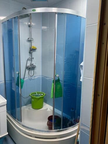 Кухонные мойки: Dus kabina 90×90. Butun duşu kranti ustunde verilir.hec bir problemi — 2