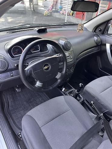 r15 disklər: Chevrolet Aveo: 1.2 l | 2011 il Sedan — 3